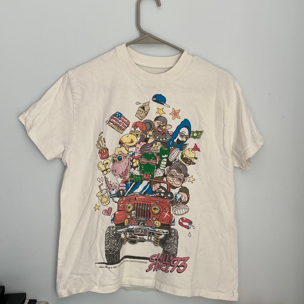 Brandy Melville off-white T-shirt with cartoon design